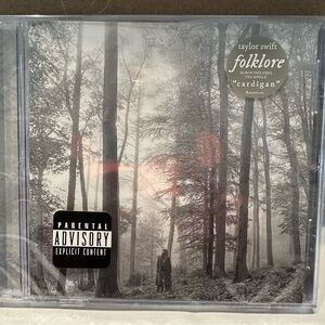 TAYLOR SWIFT FOLKLORE (2020) ~BRAND NEW~ SEALED/EXPLICIT CD~Deluxe Edition